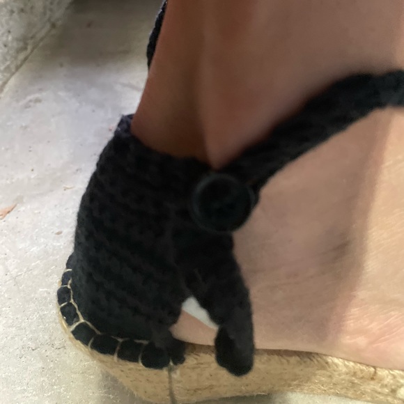 Amazing Crocheted Espadrilles - Picture 8 of 9